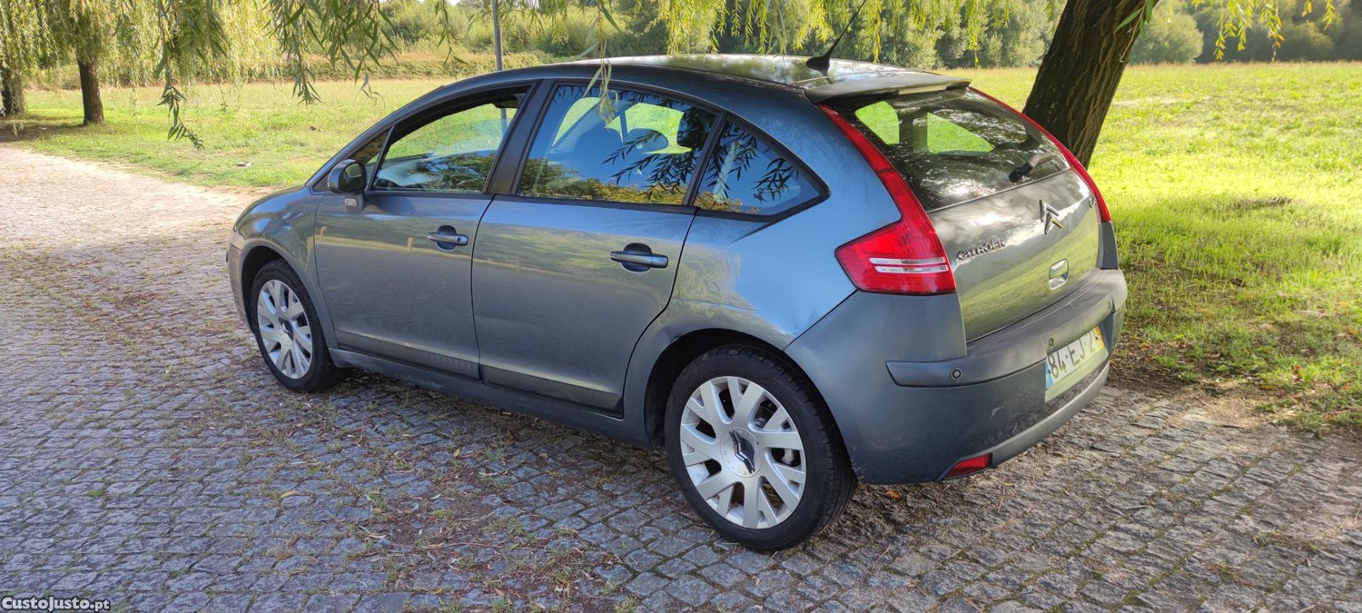 Citroën C4 1.6 HDI — fotografia 9
