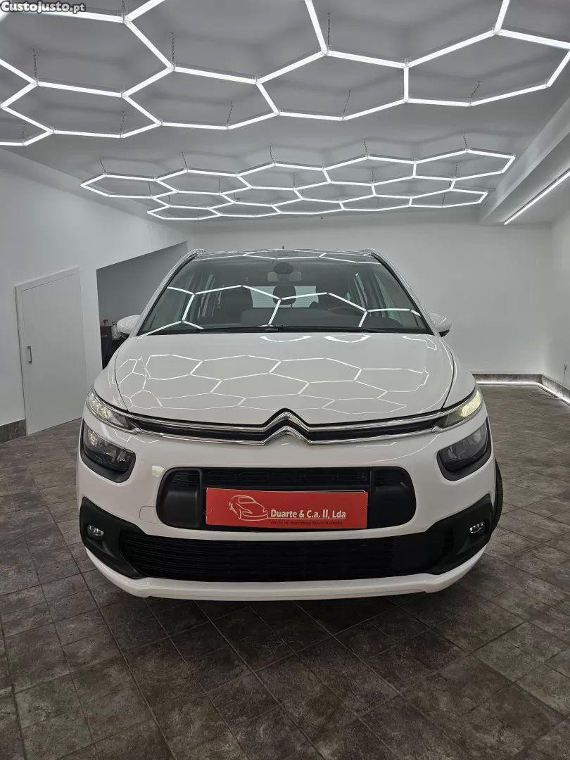 Citroën C4 Grand Picasso 2.0 bluehdi shine eat6 — fotografia 2