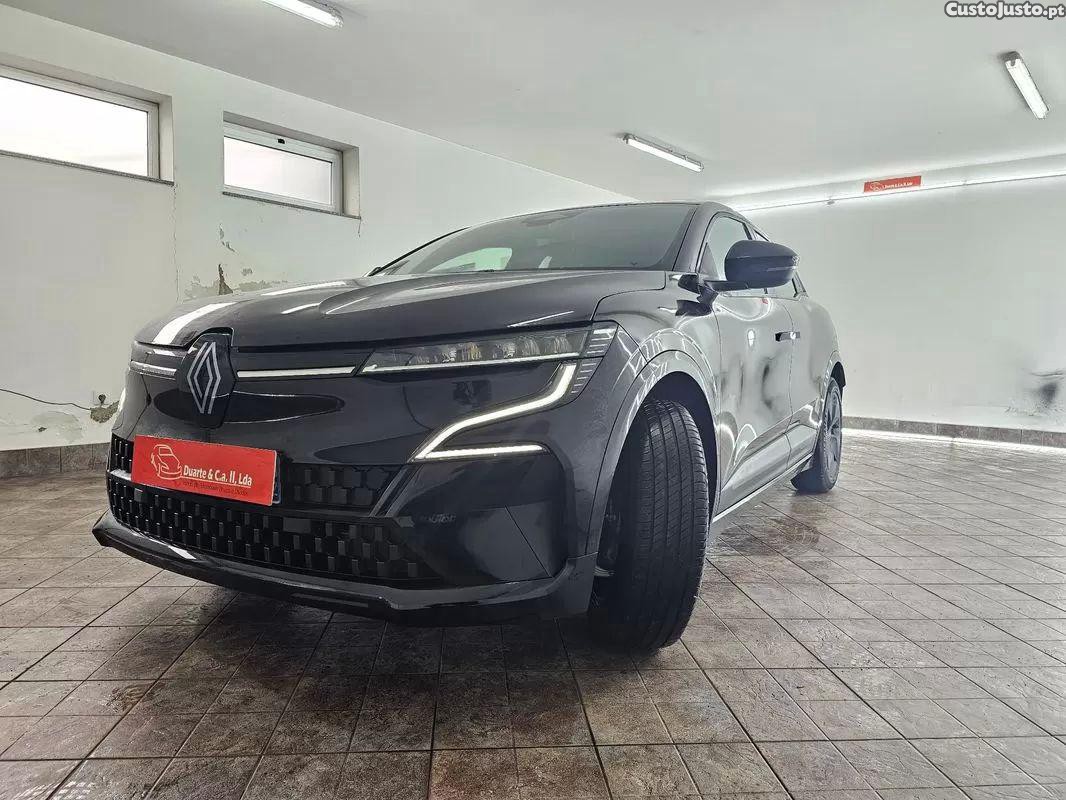 Renault Mégane Ev40 equilibre — fotografia 14