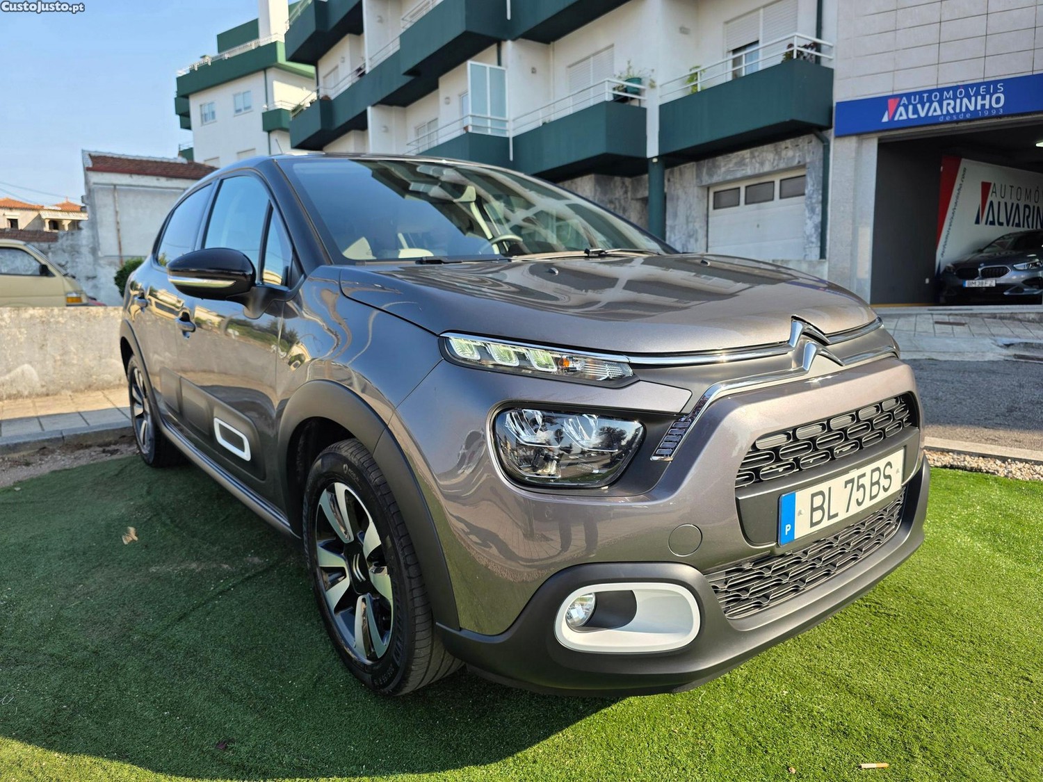 Citroën C3 1.2 PureTech Shine Pack — fotografia 25