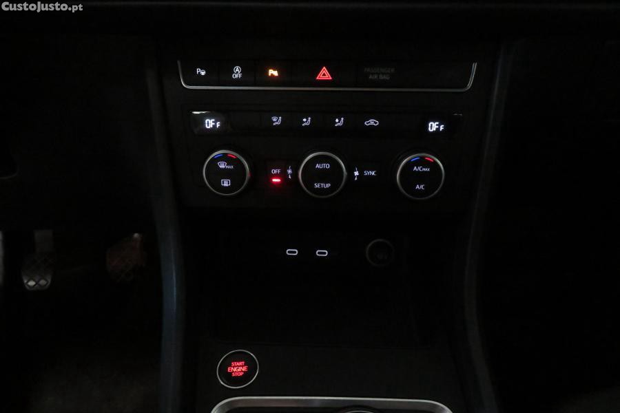 SEAT Ateca 2.0 TDI Style — fotografia 13