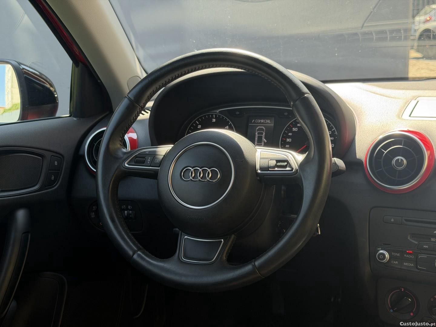 Audi A1 1.6 TDI S-line — fotografia 15