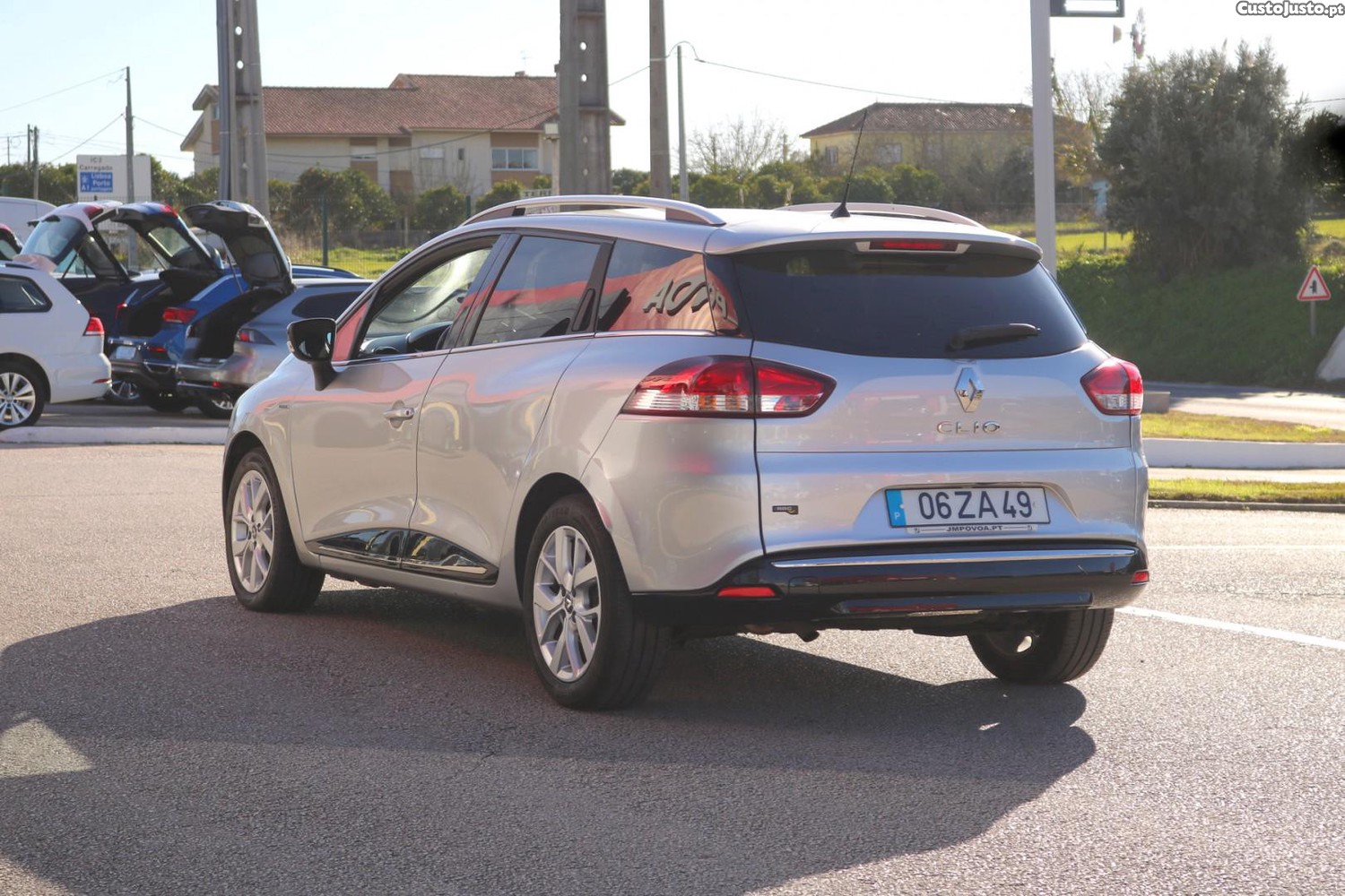 Renault Clio Sport Tourer 1.5 DCI Limited 90cv — fotografia 43