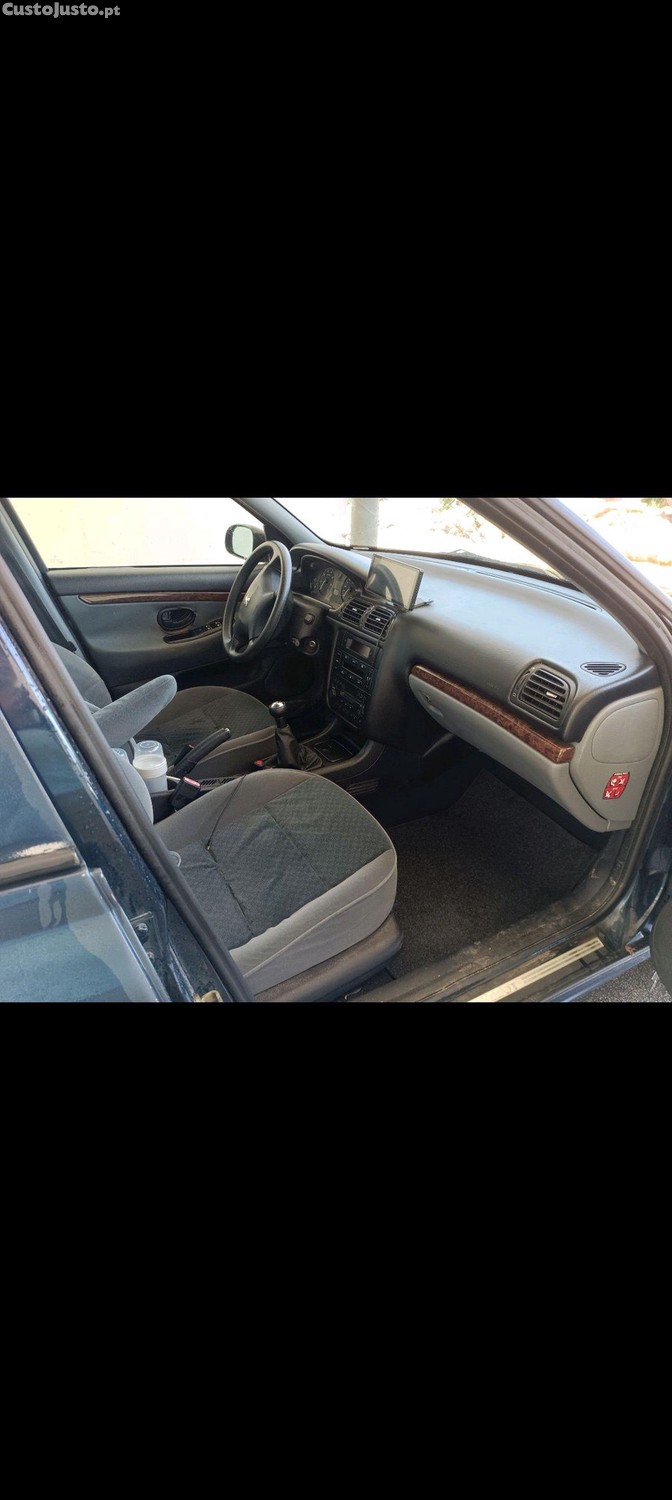 Peugeot 406 Executive — fotografia 2
