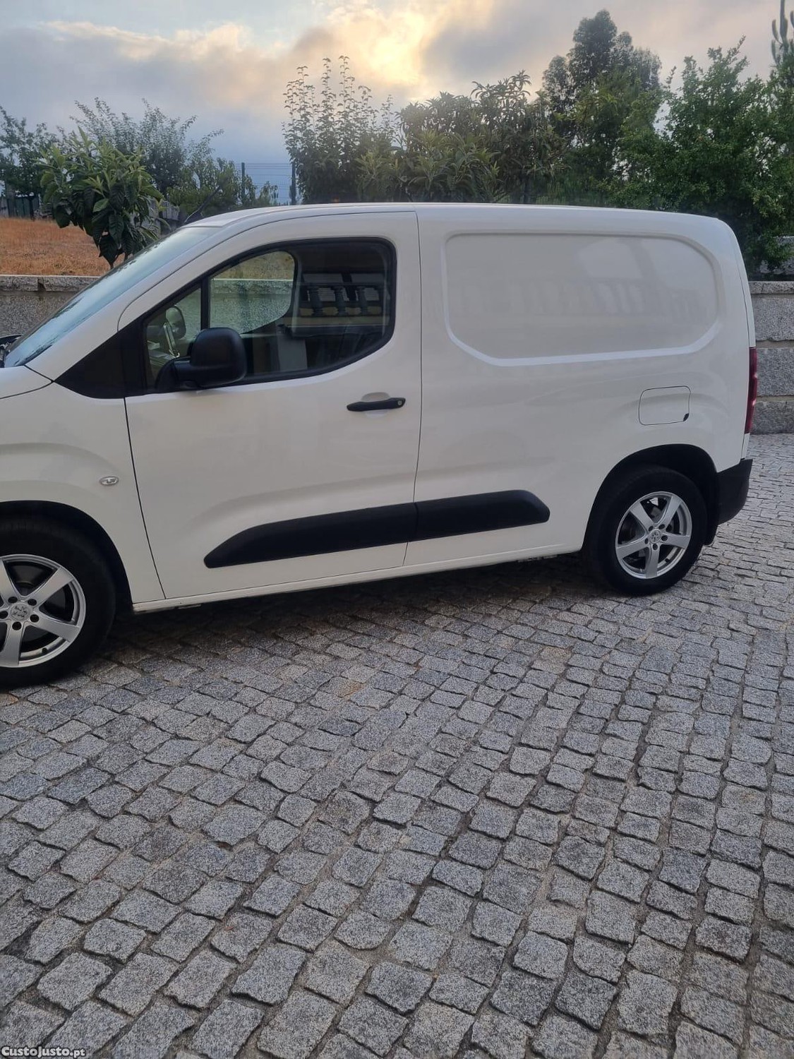 Peugeot Partner 3 lugares — fotografia 4
