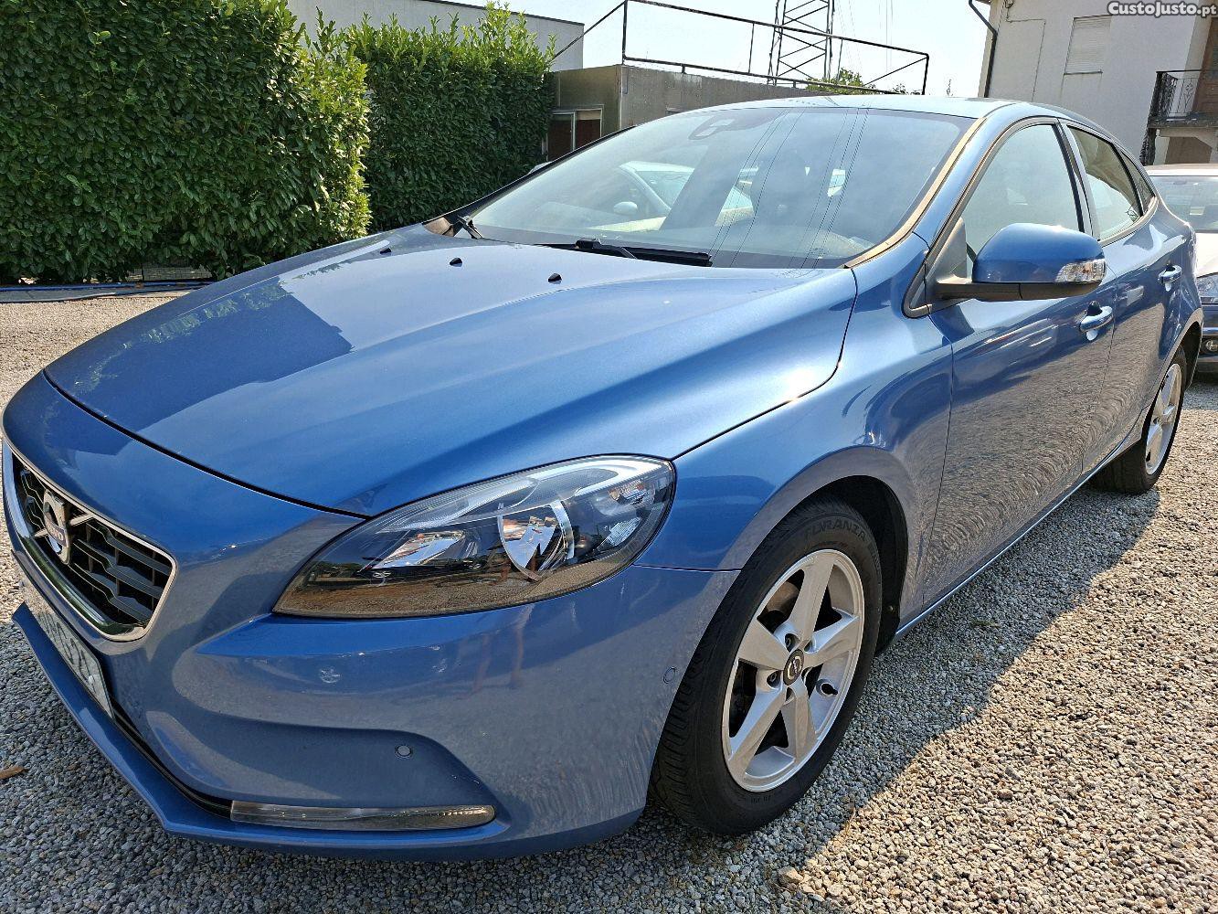 Volvo V40 1.6 D — fotografia 11