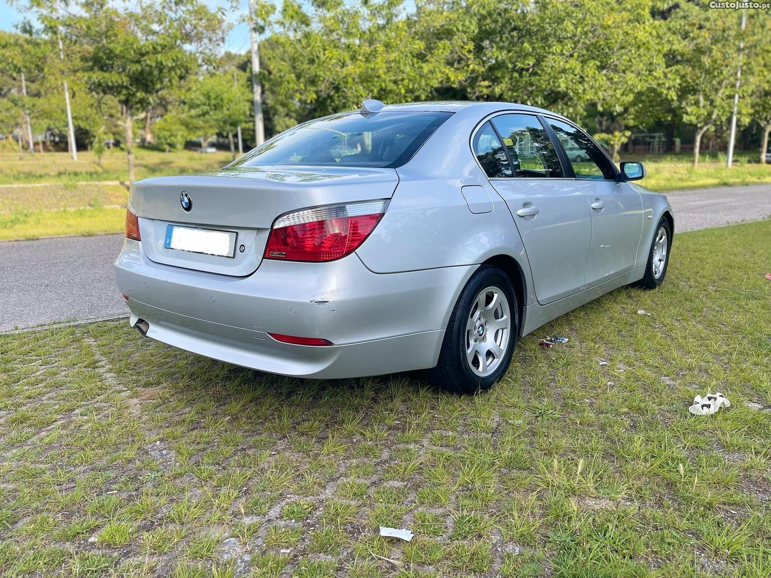 BMW 520 E 60 163 CV — fotografia 10