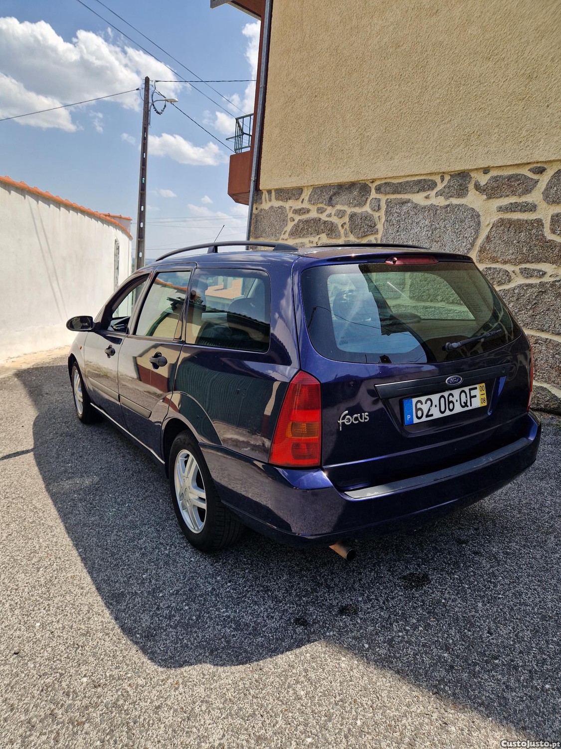 Ford Focus 1.4 — fotografia 4