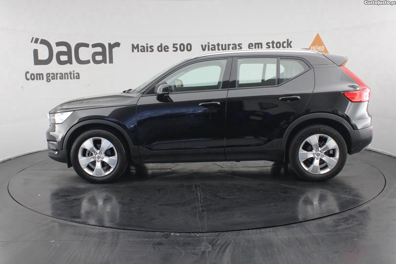 Volvo XC 40 2.0 D3 MOMENTUM PLUS GEARTRONIC (AUTO) — fotografia 36