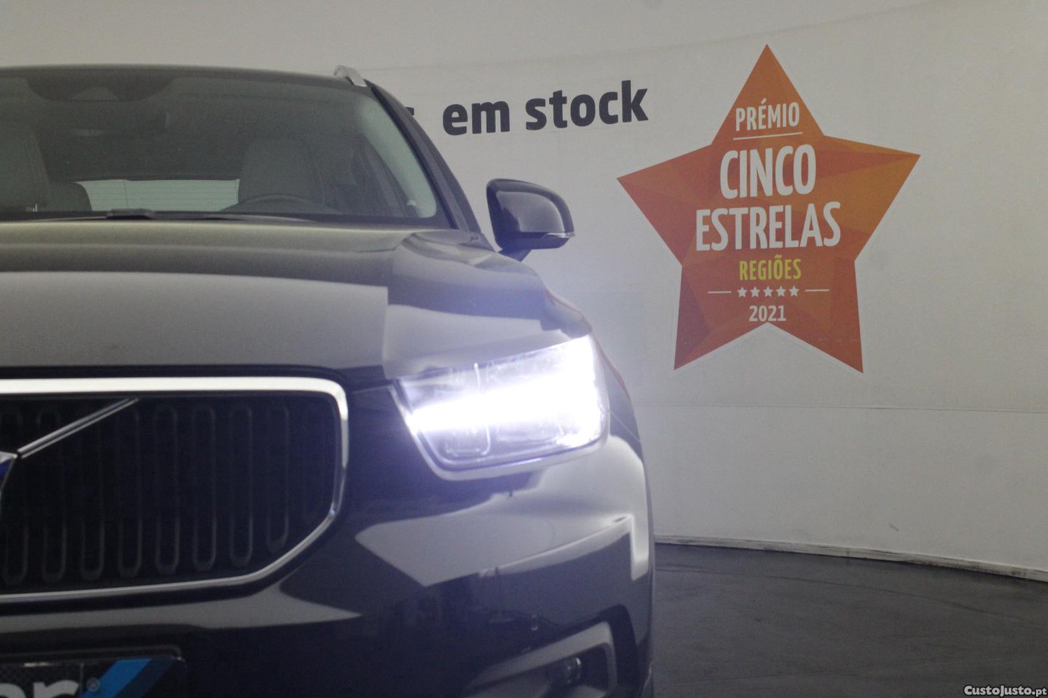 Volvo XC 40 2.0 D3 MOMENTUM PLUS GEARTRONIC (AUTO) — fotografia 6
