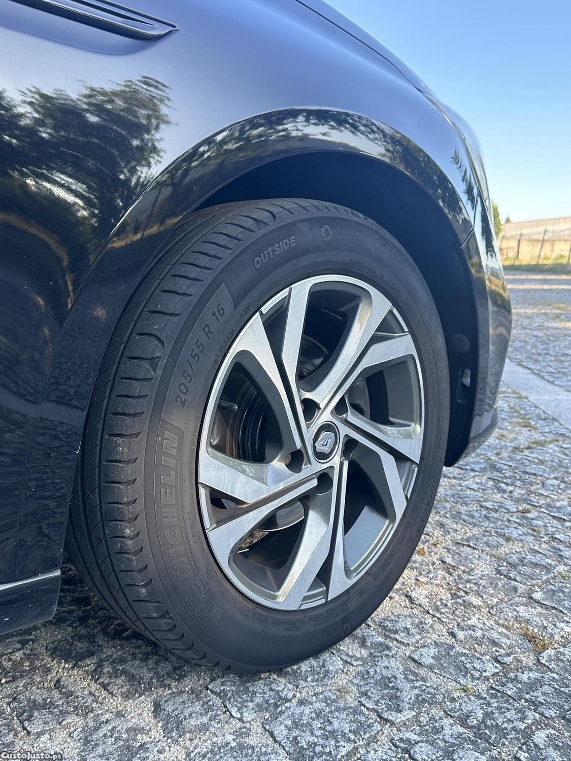 Renault Mégane IV Sport Tourer 1.5 dCi Limited | 2017 — fotografia 3