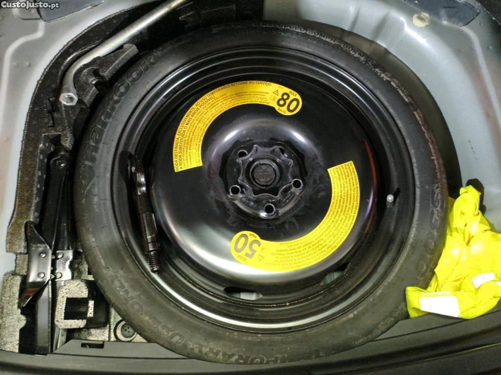 SEAT Leon 2.0 TDI Style — fotografia 13