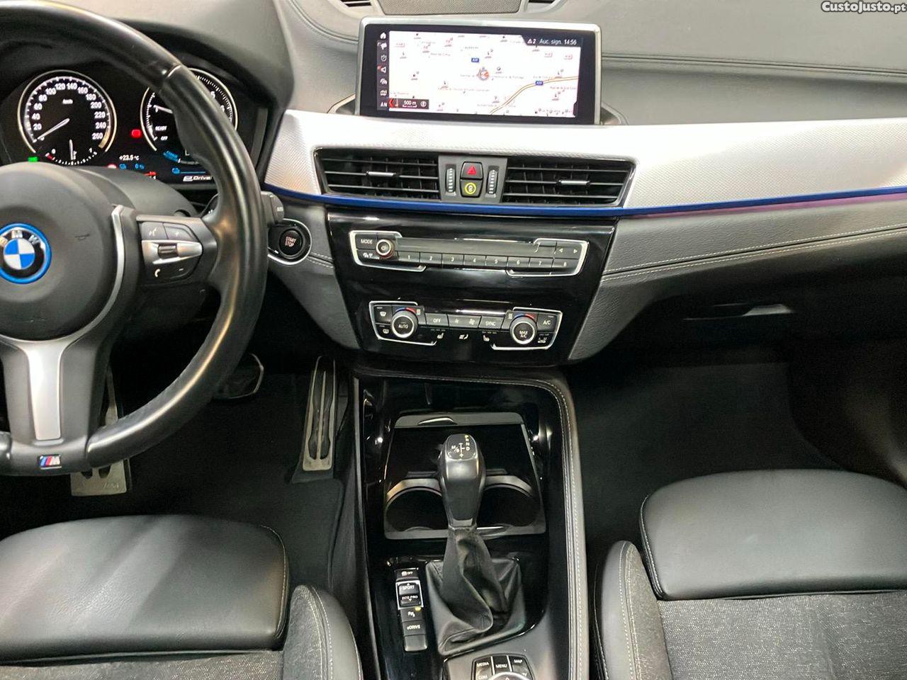 BMW X2 25 e xDrive Pack M — fotografia 19
