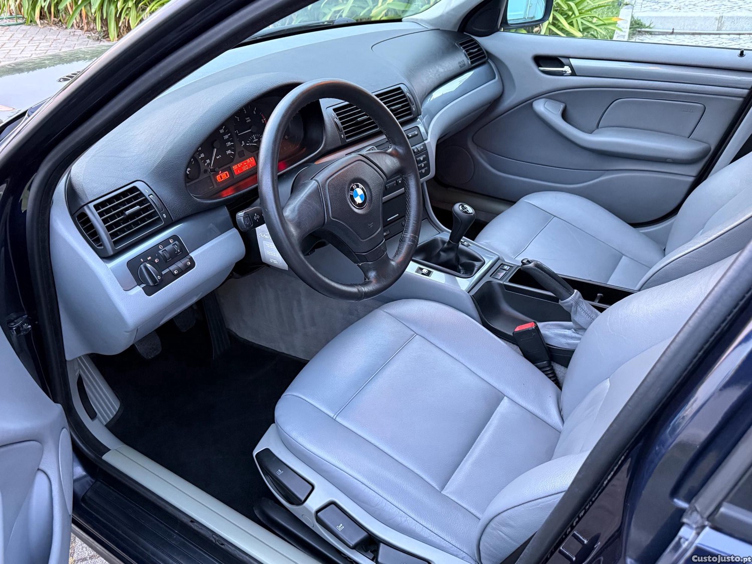 BMW 320 d 136CV - Excelente estado — fotografia 7