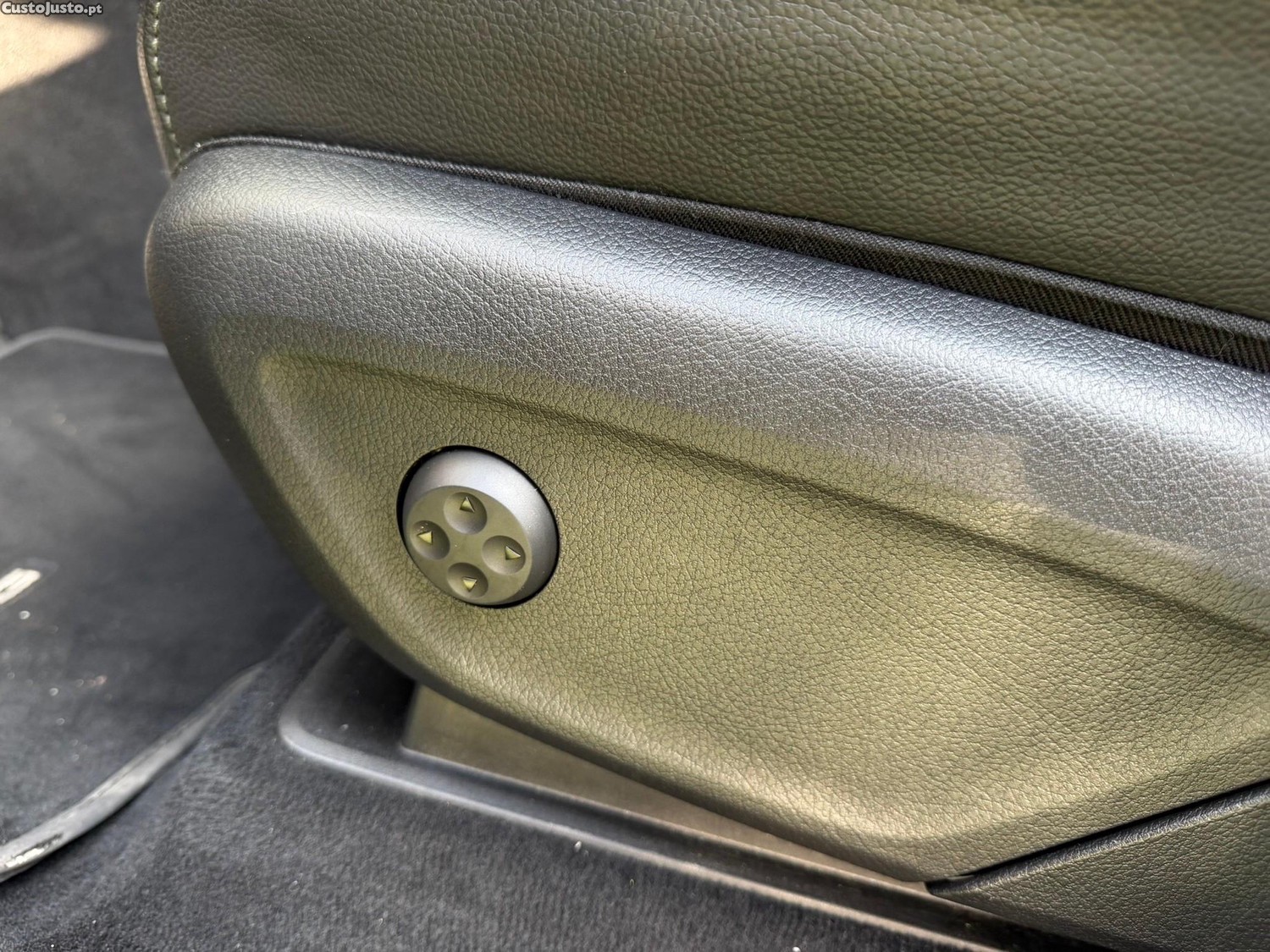 Mercedes-Benz GLE 350 de 4Matic — fotografia 12
