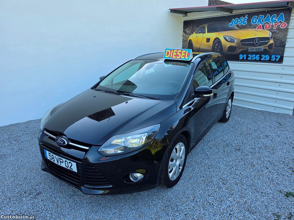 Ford Focus Sw 1.6TDCi 105Cv 10/2013 — fotografia 12