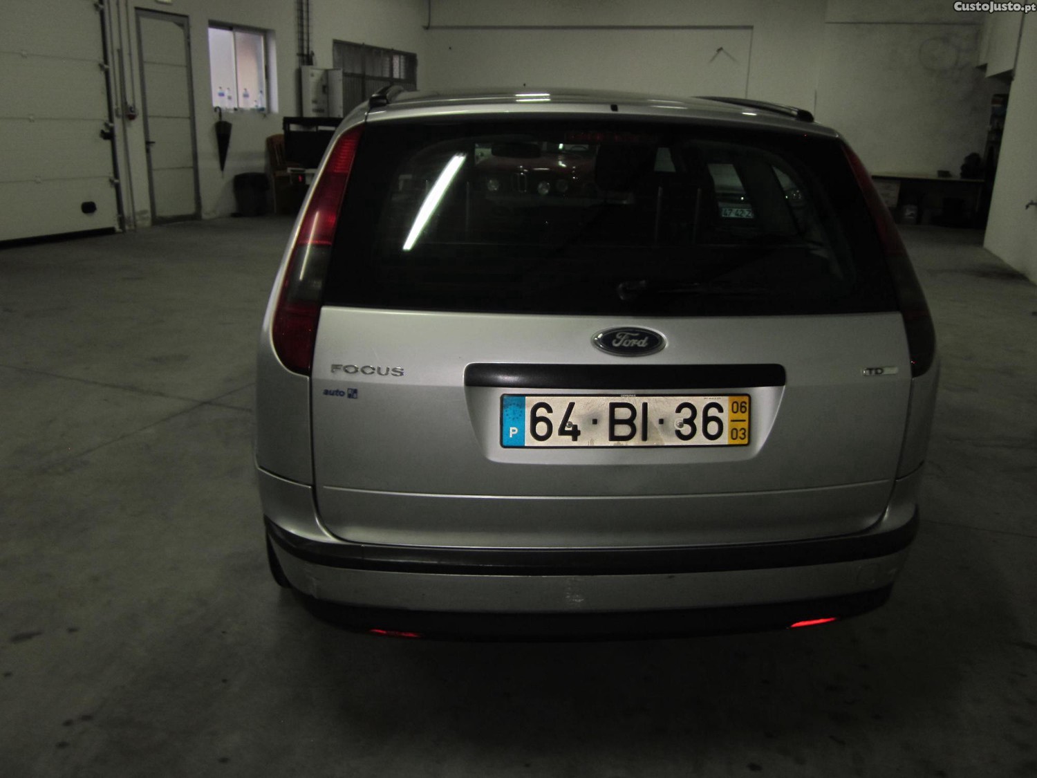 Ford Focus () — fotografia 8