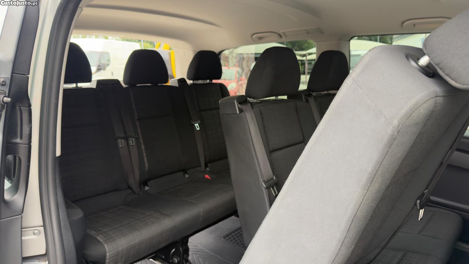 Mercedes-Benz Vito Tourer 9 LUGARES — fotografia 12