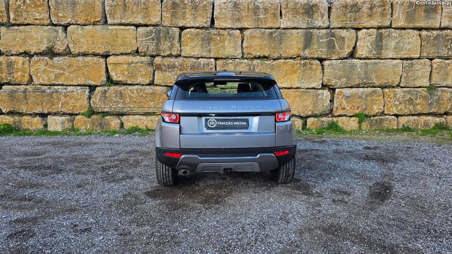 Land Rover Evoque 2.2 eD4 Prestige — fotografia 25