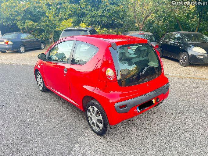 Peugeot 107 1.0 VVT-I — fotografia 9