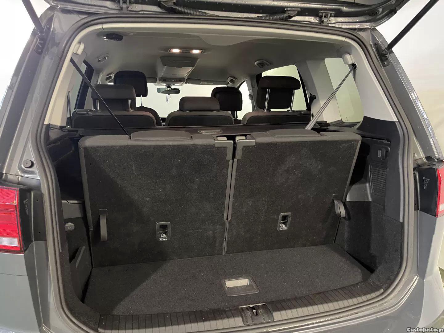 Volkswagen Touran Other_outro — fotografia 36
