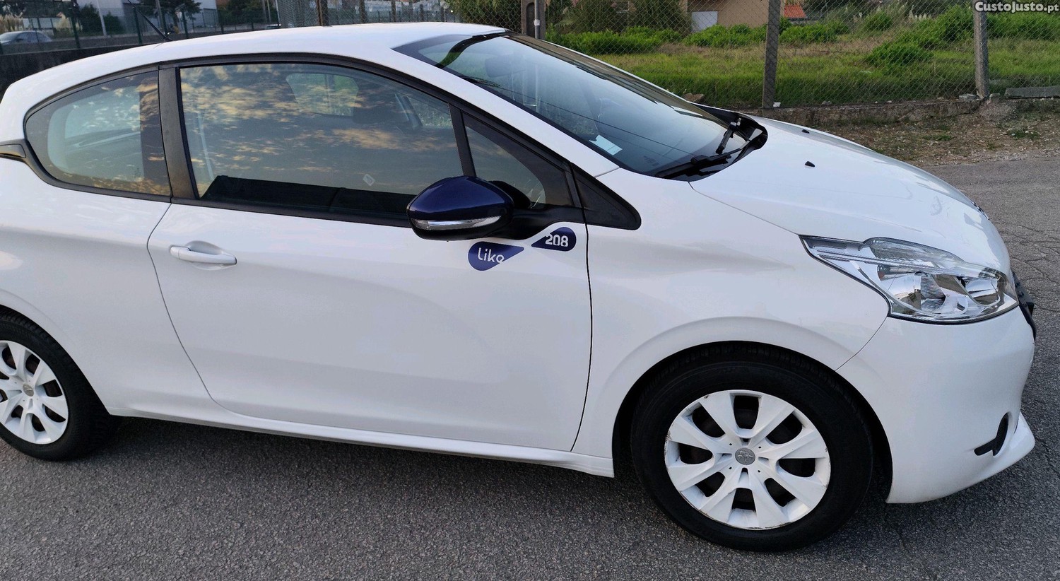 Peugeot 208 VTI 98000kms — photo 3