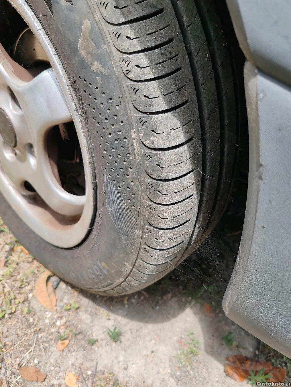 Opel Corsa 1.7 — fotografia 4