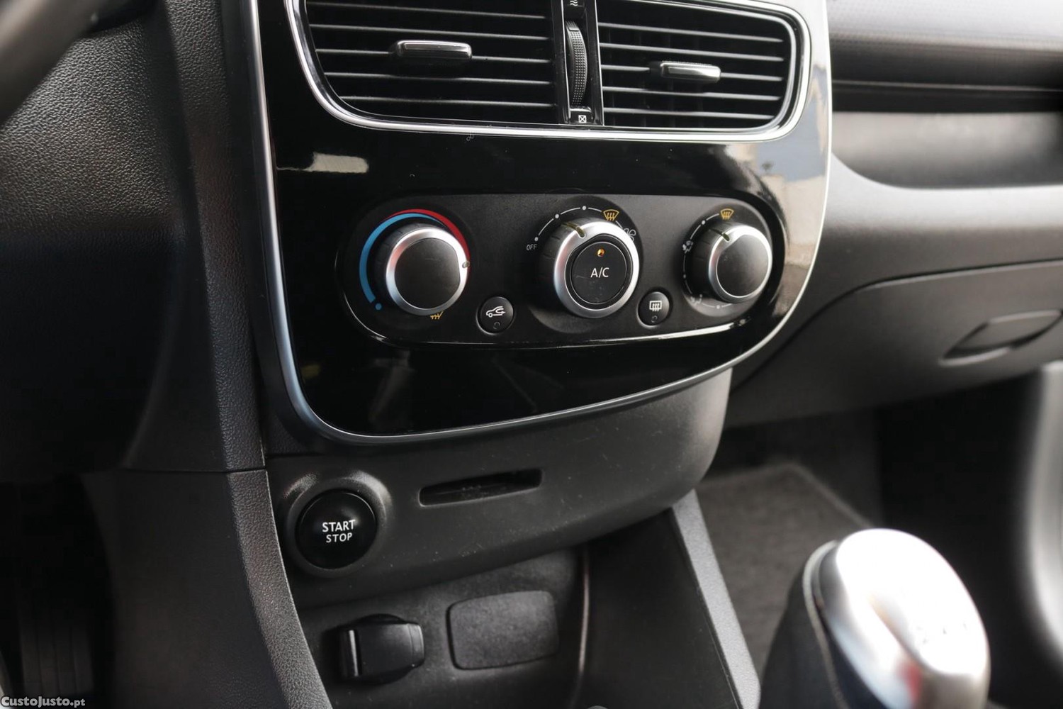 Renault Clio Sport Tourer 1.5 DCI Limited 90cv — fotografia 11