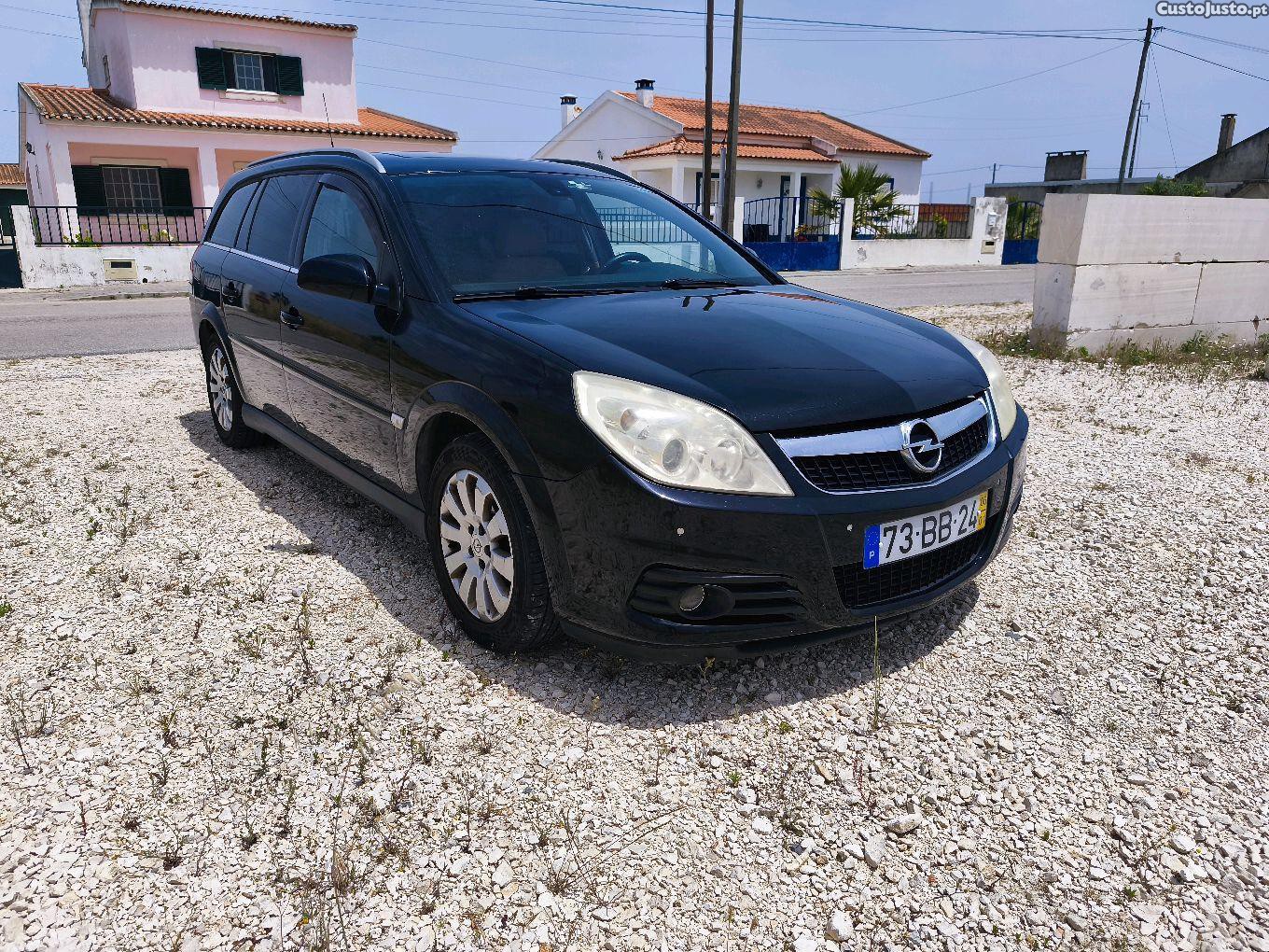 Opel Vectra Caravan — fotografia 8