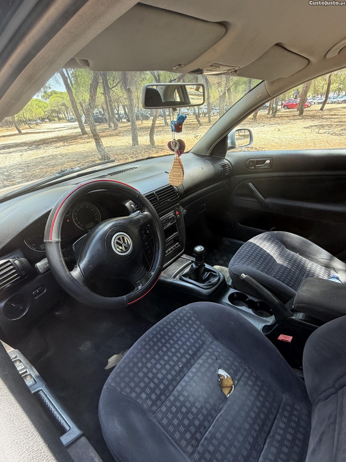 Volkswagen Passat B6 1.9TDI 130cv — fotografia 3