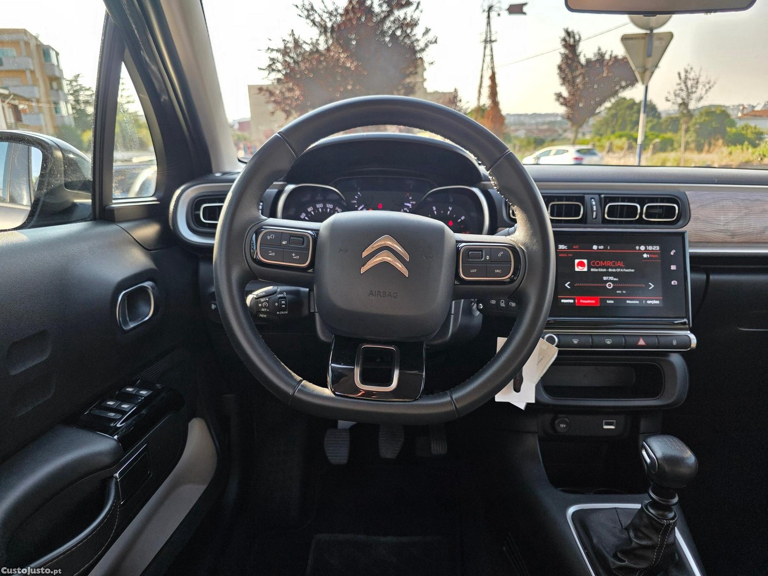 Citroën C3 1.2 PureTech Shine Pack — fotografia 22