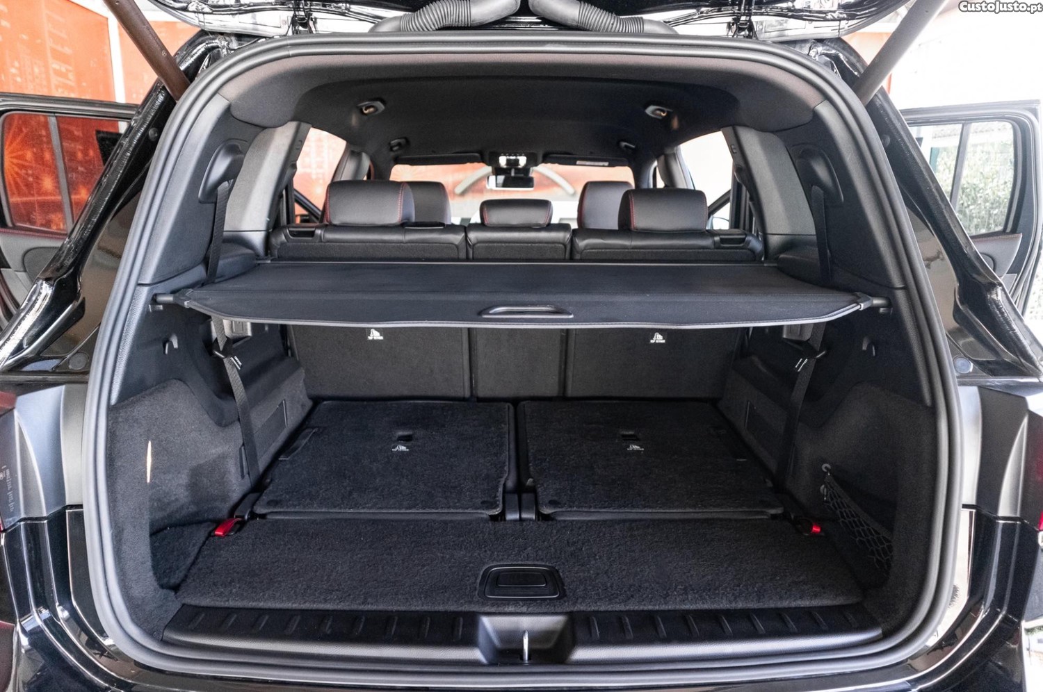 Mercedes-Benz GLB 220 D AMG LINE 7 Lugares — fotografia 4