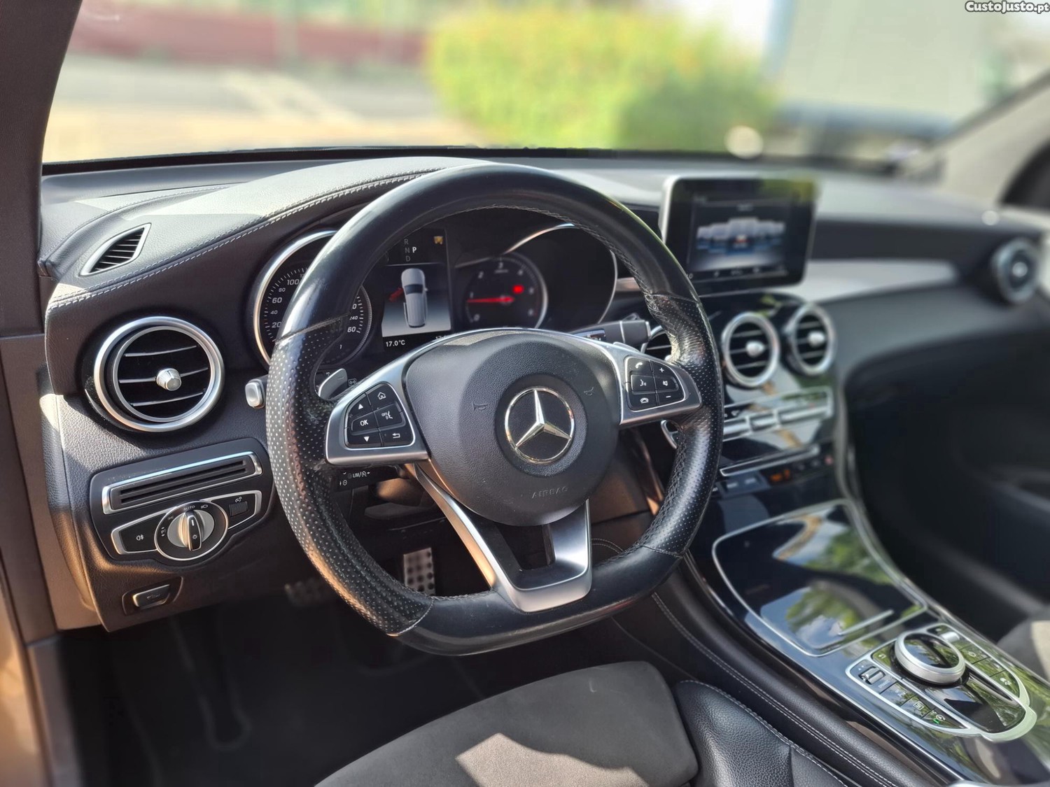 Mercedes-Benz GLC 220 d 4Matic — fotografia 5