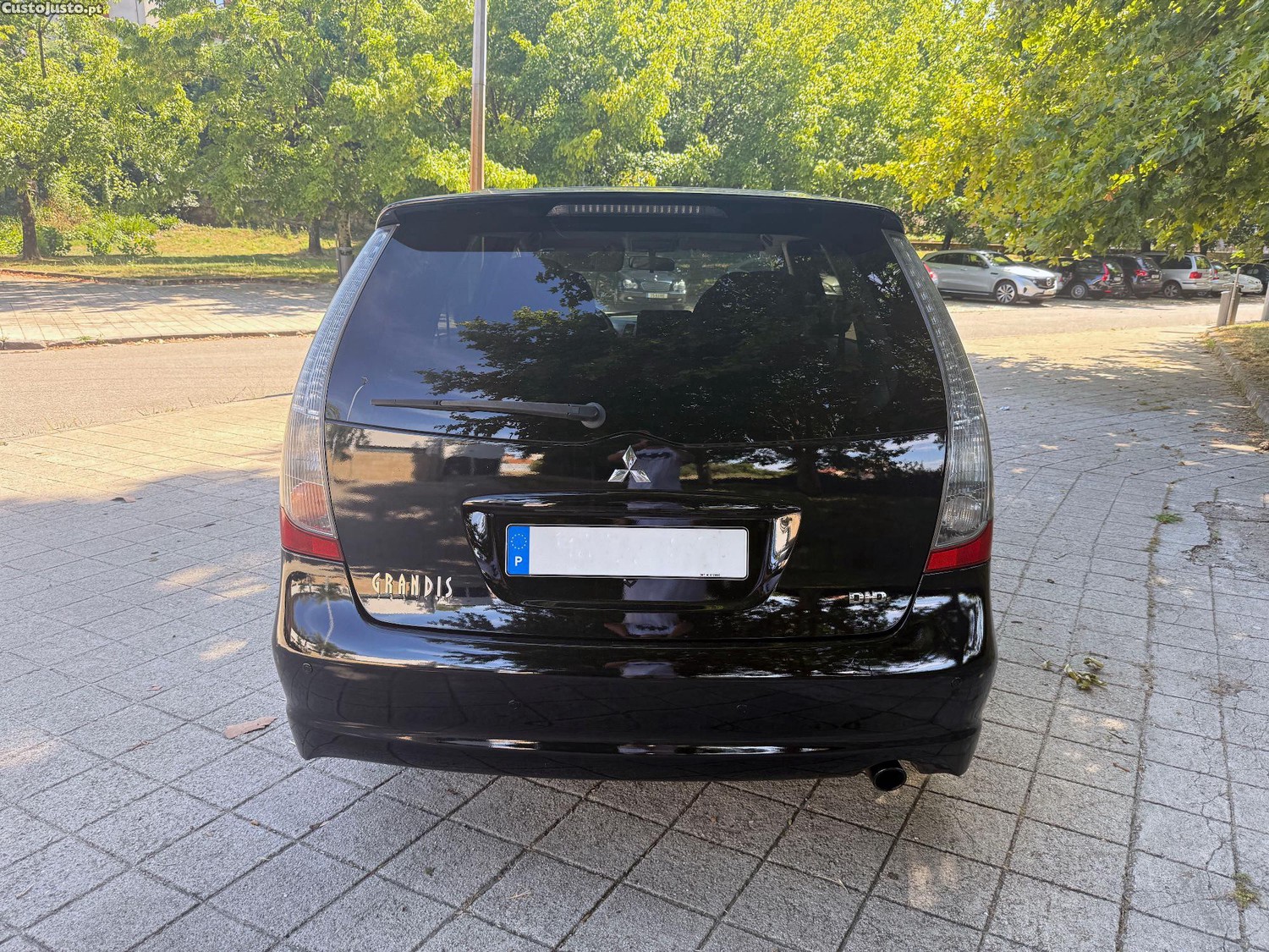 Mitsubishi Grandis 2.0 D-ID 136cv 7 Lugares iuc barato - 07 foto 3