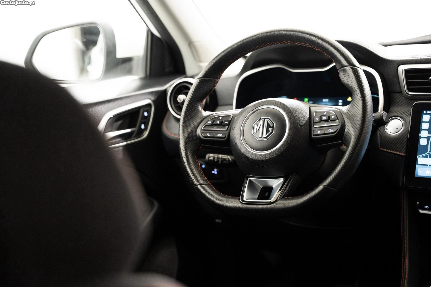 MG ZS EV 50.3 kWh Comfort — fotografia 8
