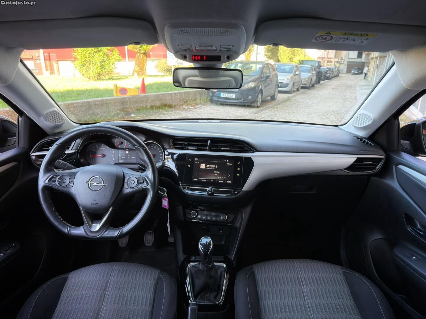 Opel Corsa 1.2 Business Edition — fotografia 15