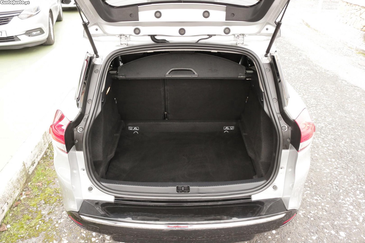 Renault Clio Sport Tourer 1.5 DCI Limited 90cv — fotografia 38