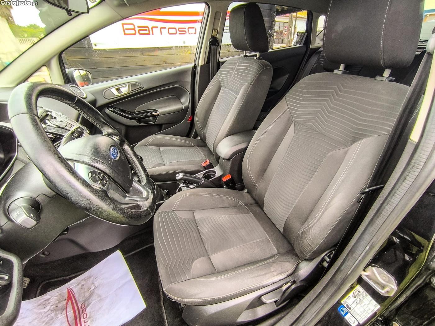 Ford Fiesta 1.0 Ti-VCT Trend — fotografia 3