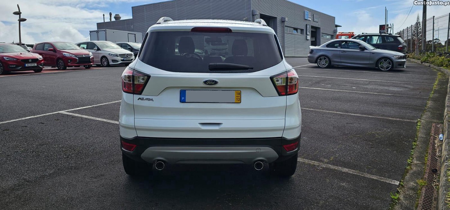 Ford Kuga 1.5 TDCi TITANIUM 120 CV - 2018 — fotografia 3