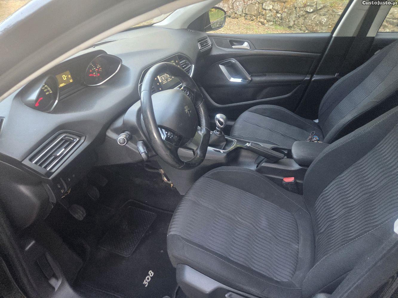 Peugeot 308 SW 1.6 Hdi — fotografia 4