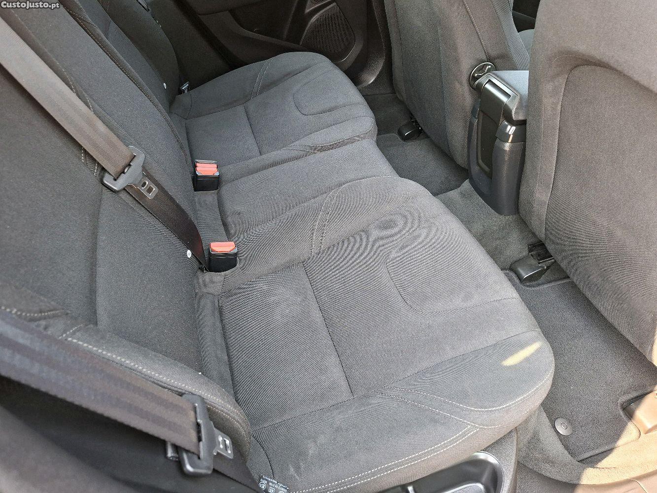 Volvo V40 1.6 D — fotografia 3