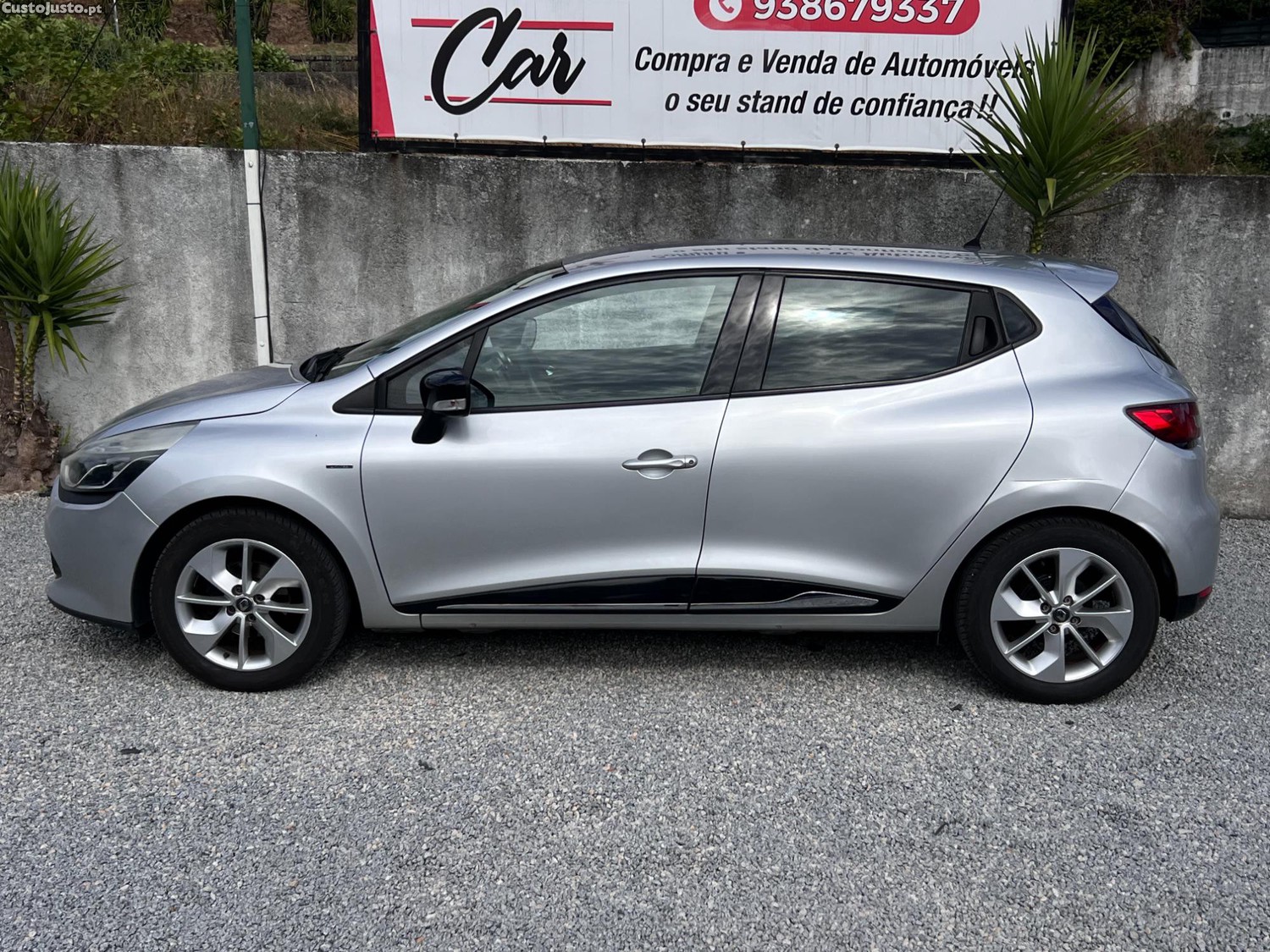 Renault Clio Limited Edition — fotografia 15