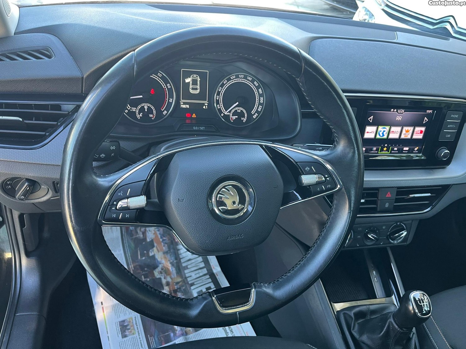Skoda Scala 1.0 TSI Ambition — fotografia 9