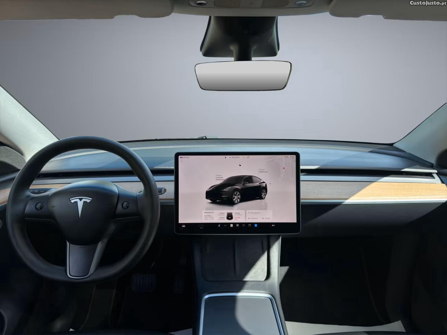 Tesla Model Y LONG RANGE DUAL MOTOR AWD 75KWh (AUTO) — fotografia 3