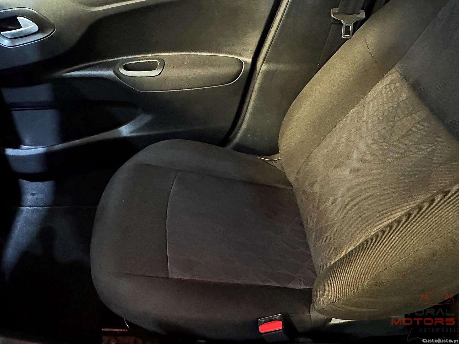 Citroën C-Elysée 1.2 PureTech Feel — fotografia 6