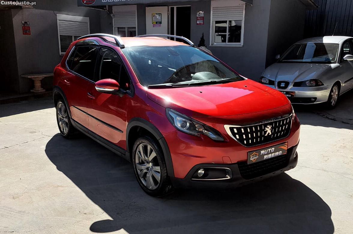 Peugeot 2008 1.2 PureTech Allure — fotografia 16