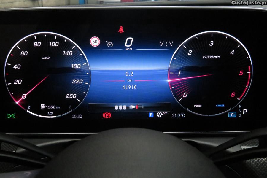Mercedes-Benz C 300 d AMG Line — fotografia 4