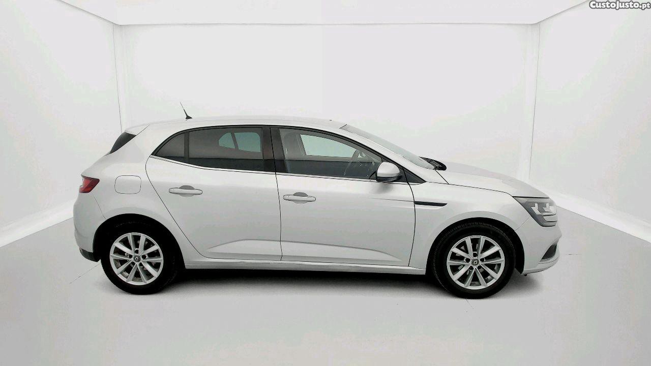 Renault Mégane TCE 100 Energy Business — fotografia 4