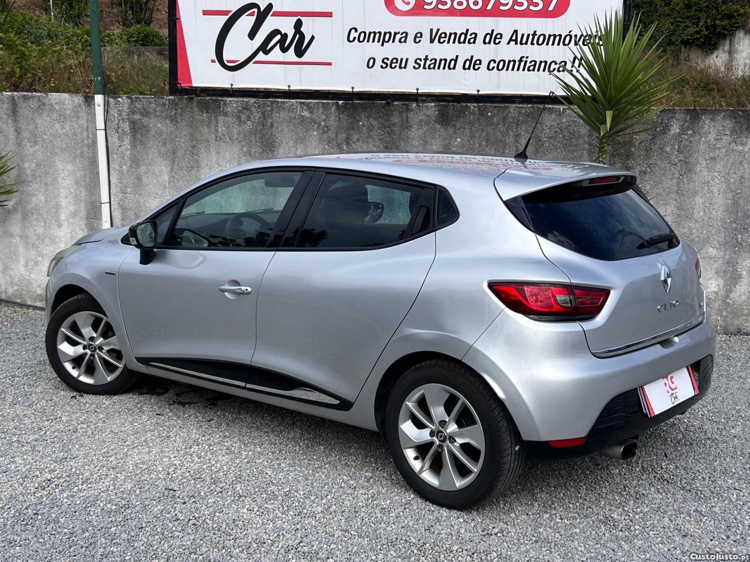 Renault Clio Limited Edition — fotografia 13