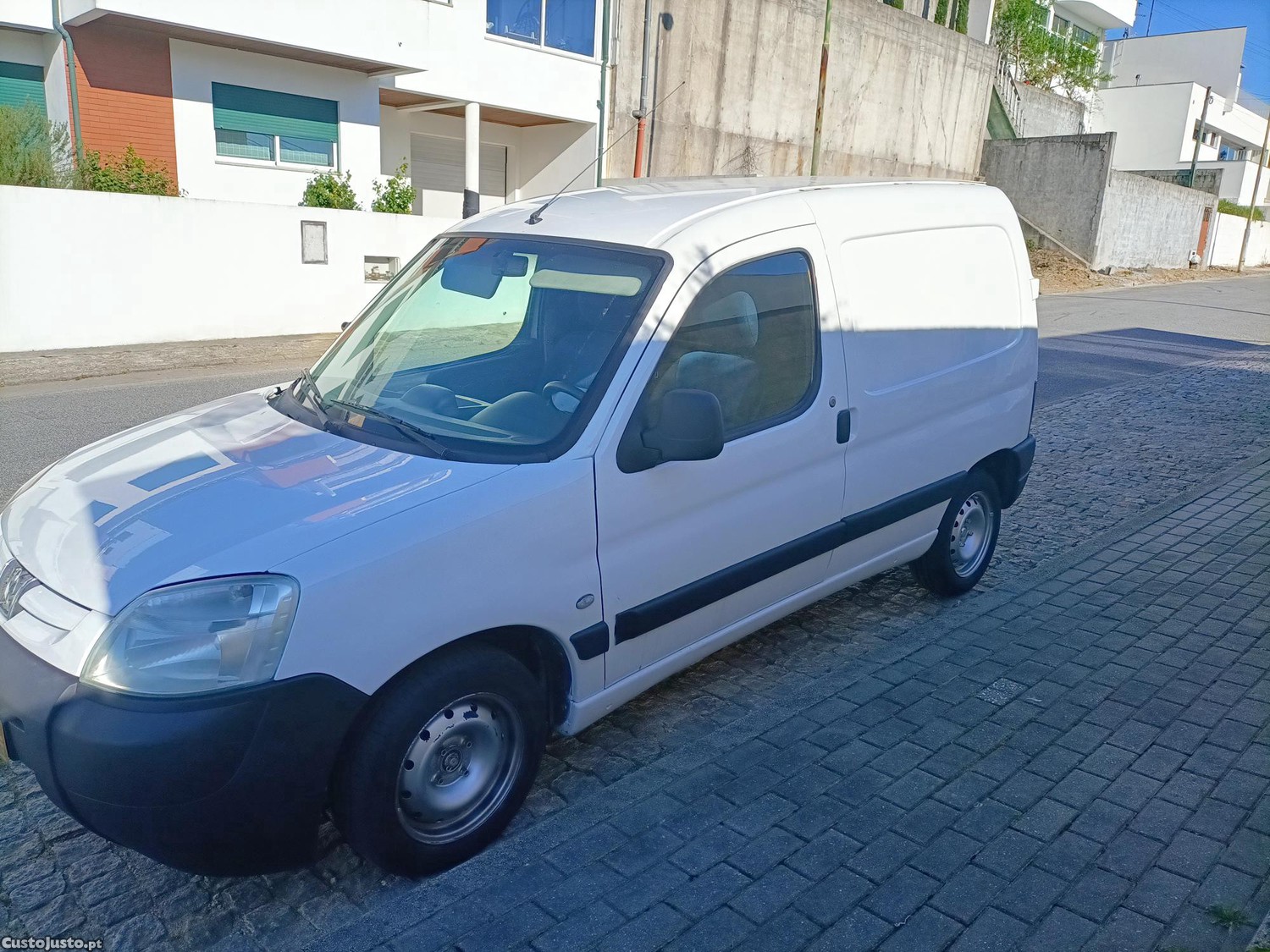 Peugeot Partner 2.0 HDI — fotografia 4